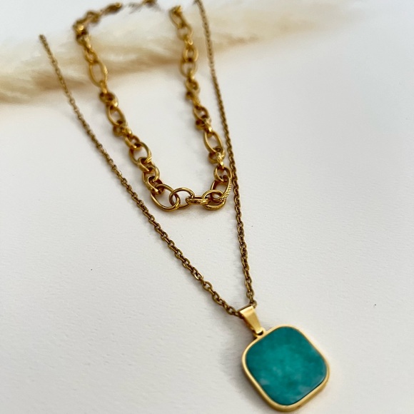 Elegant Gold Layered Necklace - Statement Classic Necklace - Boho Chic Necklace - Picture 10 of 11